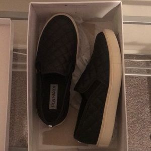 BRAND NEW Steve Madden Slip On Sneakers